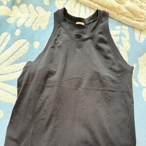 Athleta - black racerback ribbed crop size large